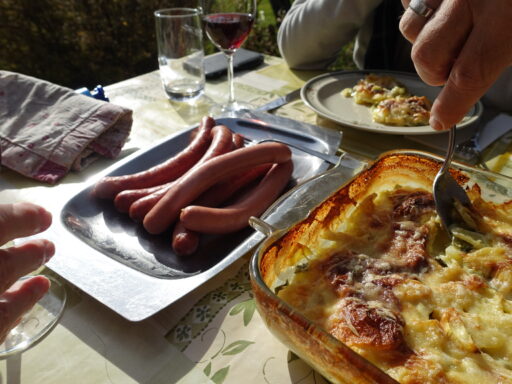Gut gegessen bei Fam. Maria und Hans Schöpfer